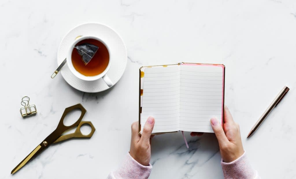 feeling like shit - How to stop Andrea Owen | Dylankyang Book Review